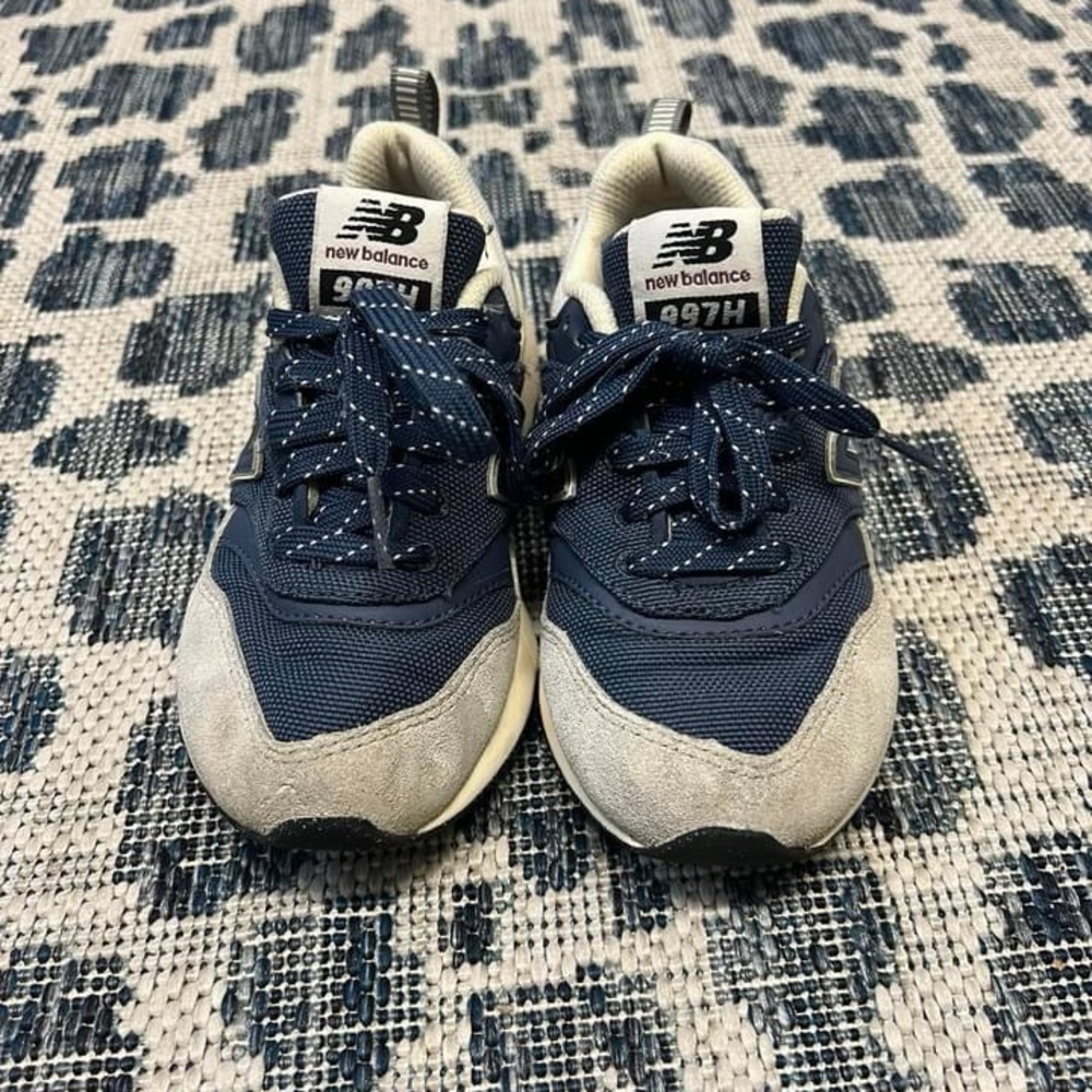 New Balance 997H Kids Lace Up Shoes